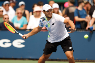 Котов разгромно проиграл 125-й ракетке мира в первом круге Australian Open